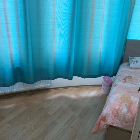 Ev Apartment